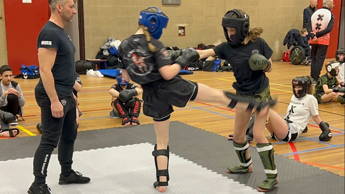 jeugd-kickboks-wedstrijd